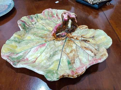 Ceramic Leaf Form Handled Tray,