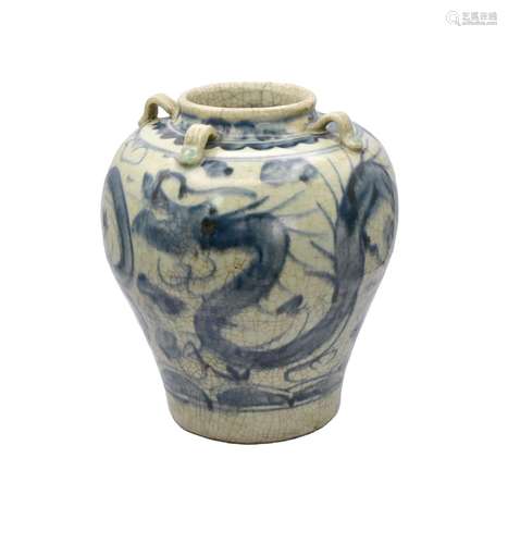 A CHINESE EXPORT BLUE AND WHITE PORCELAIN (SWATOW) JAR, MING...