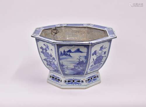 A CHINESE BLUE AND WHITE PORCELAIN OCTAGONAL JARDINIERE, QIN...