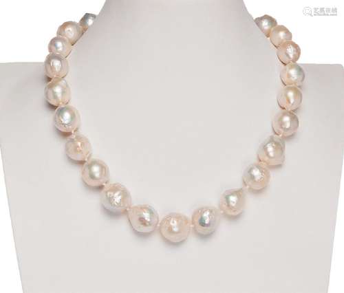 Australian baroque pearl necklace of good color and luster i...