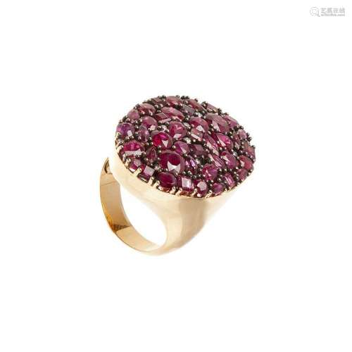 Ring in 18 kt rose gold, with ruthenium-plated settings, and...