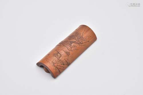 A SMALL CHINESE CARVED BAMBOO WRIST REST, QING DYNASTY