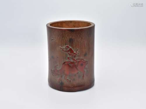 Ω A CHINESE BAMBOO BRUSH POT, QING DYNASTY, 18TH CENTURY