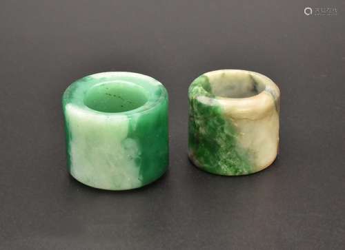 A CHINESE JADEITE ARCHERS THUMB RING, QING DYNASTY, 19TH CEN...