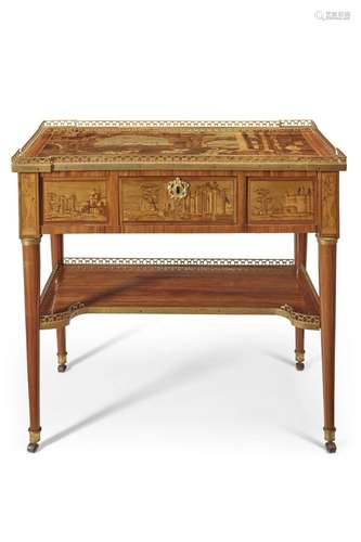 TABLE FORMANT COIFFEUSE D'EPOQUE LOUIS XVIESTAMPILLE DE CHRI...