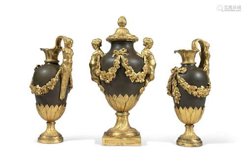 GARNITURE D'ÉPOQUE LOUIS XVIDERNIER QUART DU XVIIIE SIÈCLE