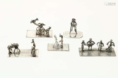 Lot met 5 zilveren miniaturen: beroepen