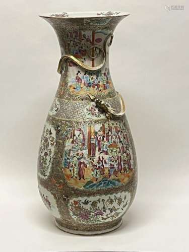Grand vase balustre à large col évasé en porcelaine polychro...