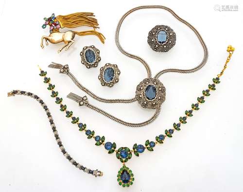 Costume Jewelry: 8 pcs