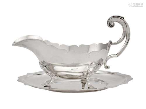 George V Sterling Silver Sauceboat and Stand