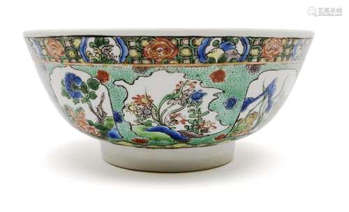 A famille verte bowl