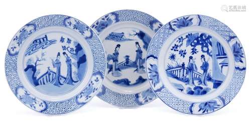 Three blue and white 'Long Eliza' plates