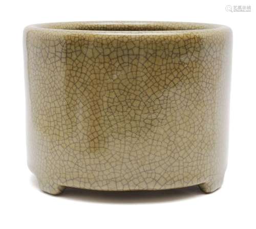 A Ge-ware crackle glaze censer