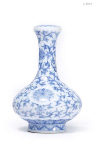 Blue And White Floral Garlic-Head-Shape Vase