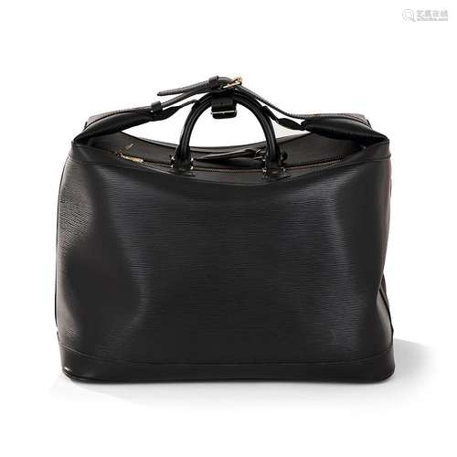 Louis VUITTON Sac Cruiser en cuir épi noir Intérieur en suéd...