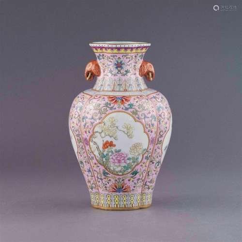 QIANLONG LOBED BODY FAMILLE ROSE OPEN FACE AMPHORA VASE