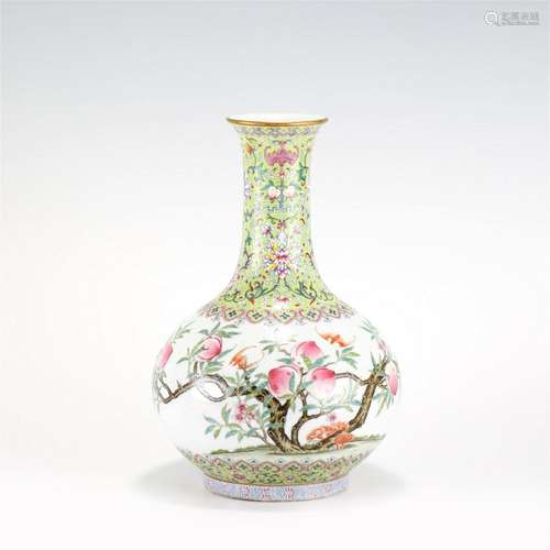 QING QIANLONG FAMILLE ROSE CELESTIAL VASE