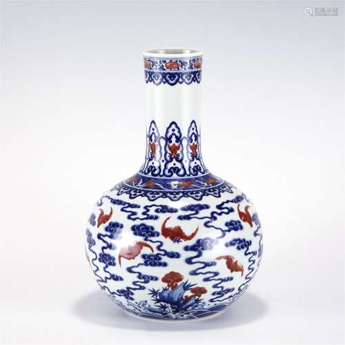 QING QIANLONG BLUE & WHITE RED GLAZE CELESTIAL VASE