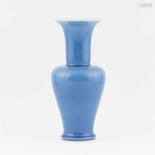 CHINESE SKY BLUE MONOCHROME YENYEN VASE