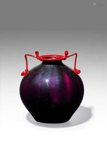 FRATELLI TOSO (1902-1980) Rosso e Nero Vase circa 1930blown ...