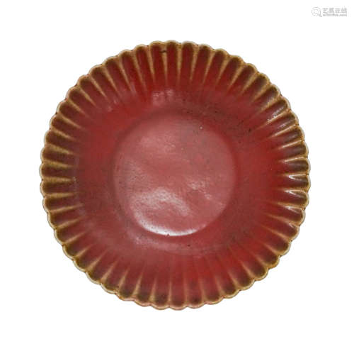 紅釉菊辦盤