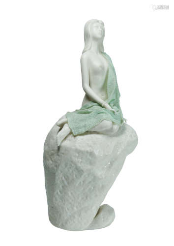 賴禮同（國大師）德化窯 披紗裸女薄胎瓷塑