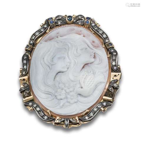LARGE AGAT CAMEO BROOCH WITH GOLD FRAME AND VIEWS IN SILVER,...