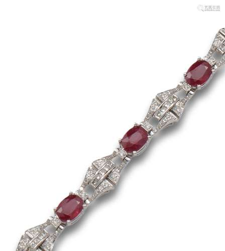 RUBY AND DIAMONDS BRACELET, IN WHITE GOLD