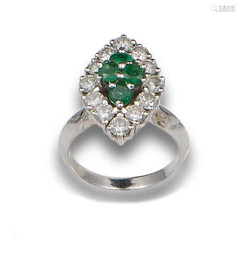 SHUTTLE RING IN EMERALD, DIAMONDS AND WHITE GOLD