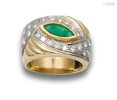 GOLD RING WITH EMERALD AND DIAMONDS