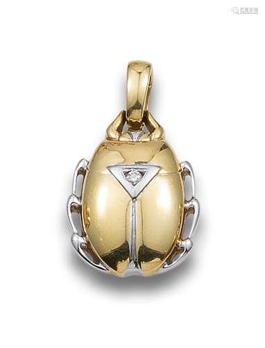 BEETLE-SHAPED PENDANT IN TWO-TONE GOLD