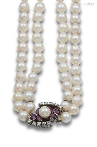 NECKLACE WITH TWO STRANDS OF CULTURED PEARLS WITH CLOSURE LI...