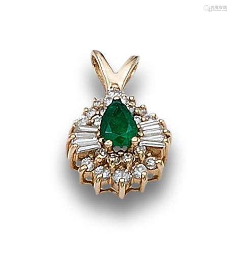 EMERALD, DIAMONDS AND YELLOW GOLD PENDANT