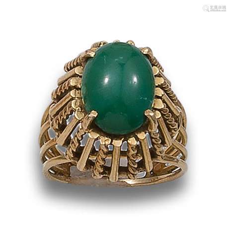 RING, 70`S, YELLOW GOLD AND JASPER CABOCHON