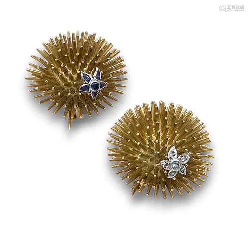 GOLD BROOCHES WITH SAPPHIRES AND DIAMONDS
