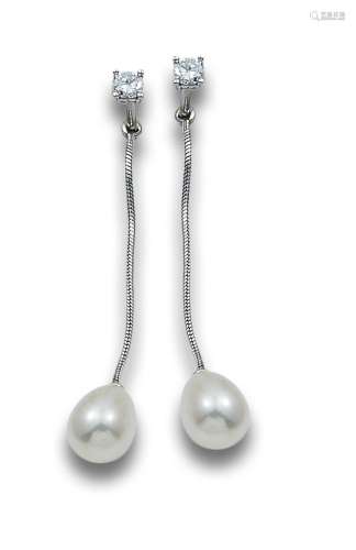 DETACHABLE LONG EARRINGS OF DIAMONDS AND CULTURED PEARLS