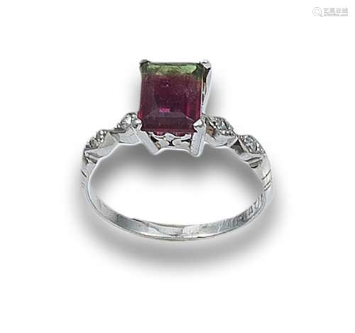 TOURMALINE, DIAMONDS AND PLATINUM RING