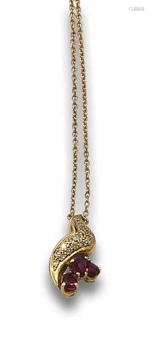 PENDANT OF RUBIES AND DIAMONDS, IN YELLOW GOLD