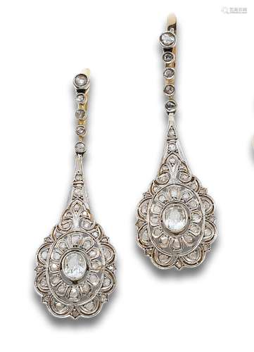 BELLE ÉPOQUE EARRINGS IN GOLD, PLATINUM AND DIAMONDS