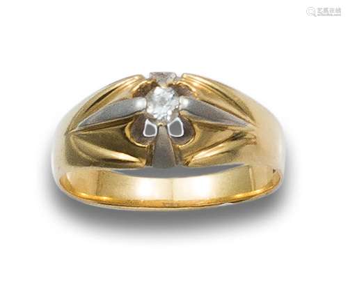 MEN`S SOLITAIRE RING IN DIAMOND AND YELLOW GOLD