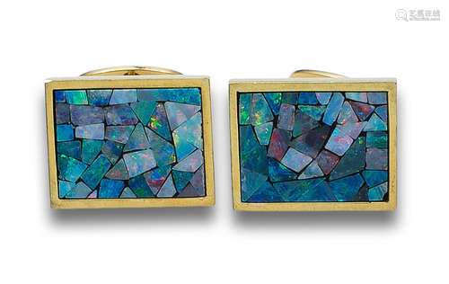 GOLD AND OPAL CUFFLINKS