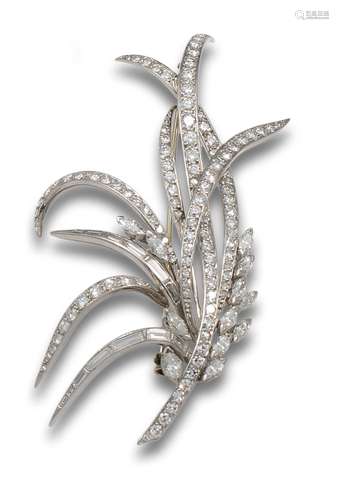 DIAMONDS AND PLATINUM SPIKE BROOCH