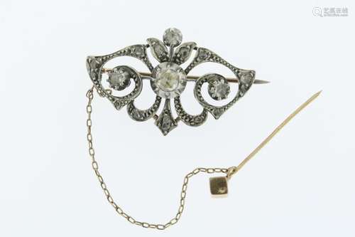 Zilveren Art-Deco broche met diamant