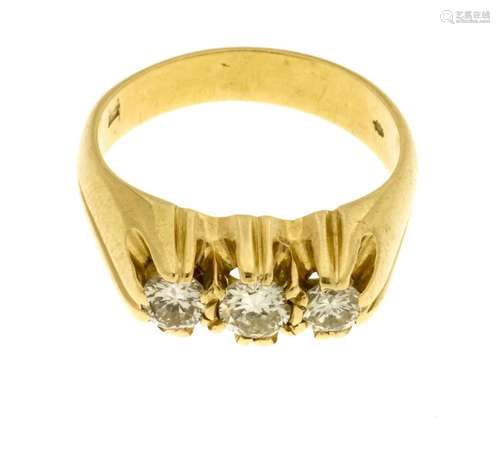 Gouden ring bezet met 3 diamanten