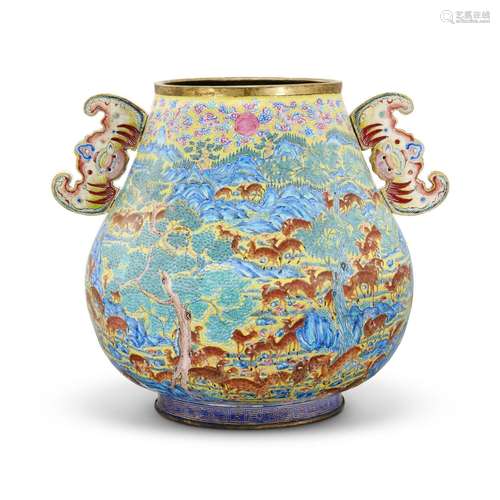 RARE ET GRAND VASE 'CENT DAIMS' EN ÉMAUX PEINTS, HUCHINE, DY...