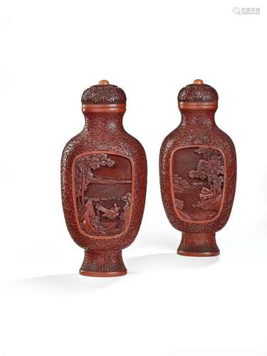 PAIRE DE VASES COUVERTS EN LAQUE ROUGECHINE, DYNASTIE QING (...