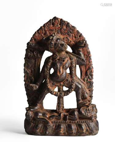 STATUETTE DE VAJRADAKINI EN BOIS SCULPTÉ NÉPAL, XVIIIE SIÈCL...