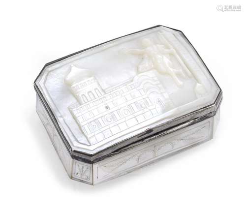 MOTHER OF PEARL BOX, EARLY 20TH CENTURY