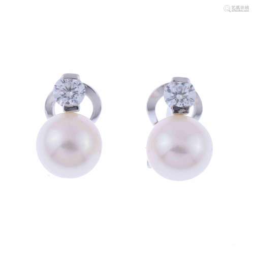 YOU AND ME EARRINGS WITH PEARL AND ZIRCON.