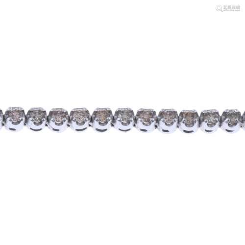 DIAMONDS RIVIÈRE BRACELET.